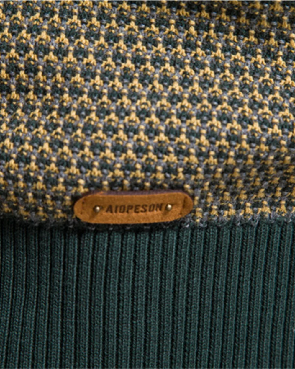 Karierter Herrenpullover